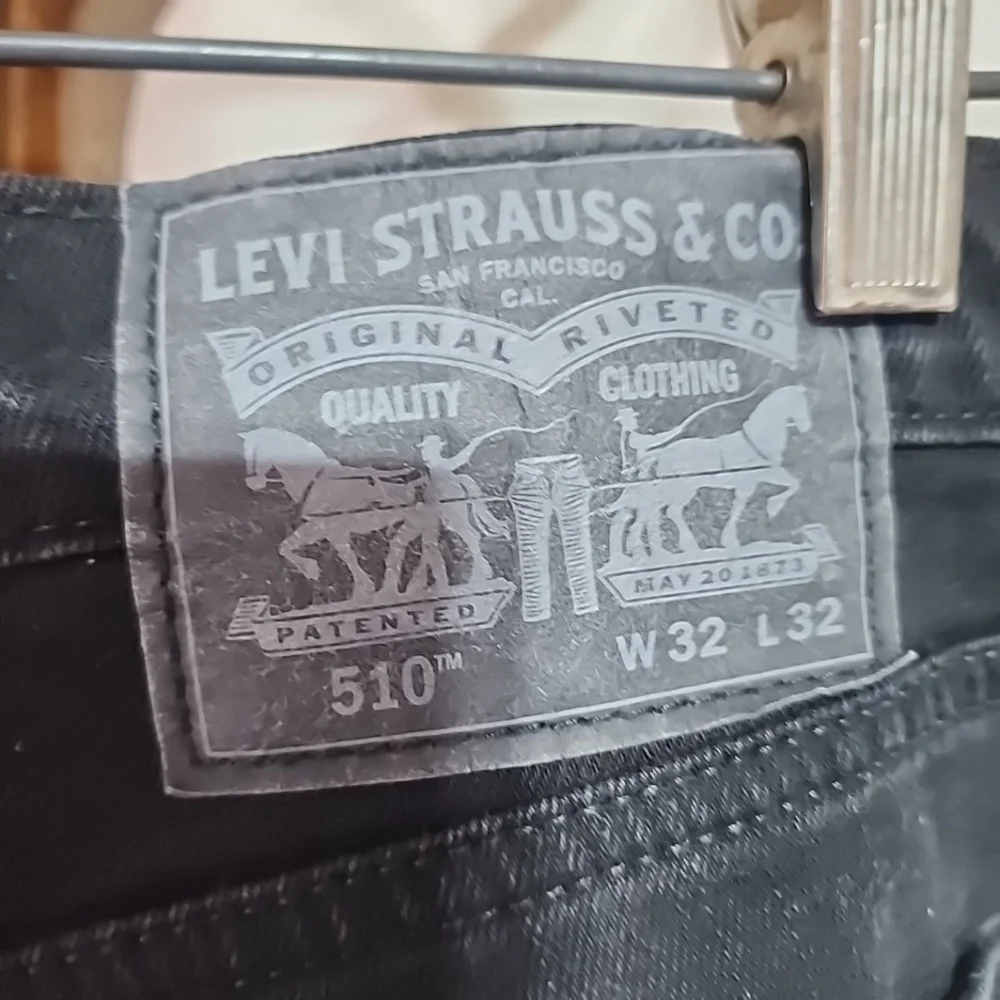 Levis Men 510 Black Jeans. Size 32x32